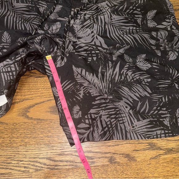 Mens XXL ST johns bay hiking swim surf shorts tropical print - Picture 3 of 11